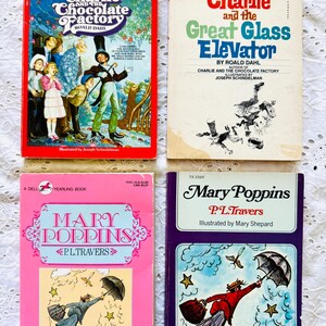 Puede incluir: Cuatro libros de bolsillo antiguos que incluyen Charlie y la f&aacute;brica de chocolate, Charlie y el gran ascensor de cristal y dos ediciones de Mary Poppins. Las portadas presentan ilustraciones coloridas de Joseph Schindelman y Mary Shepard.