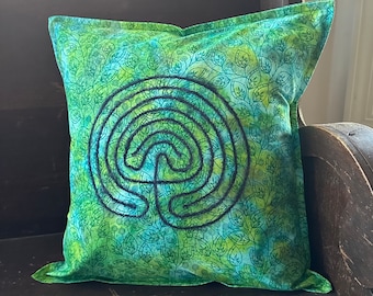 Pillow Cover with Finger Labyrinth - Brilliant!