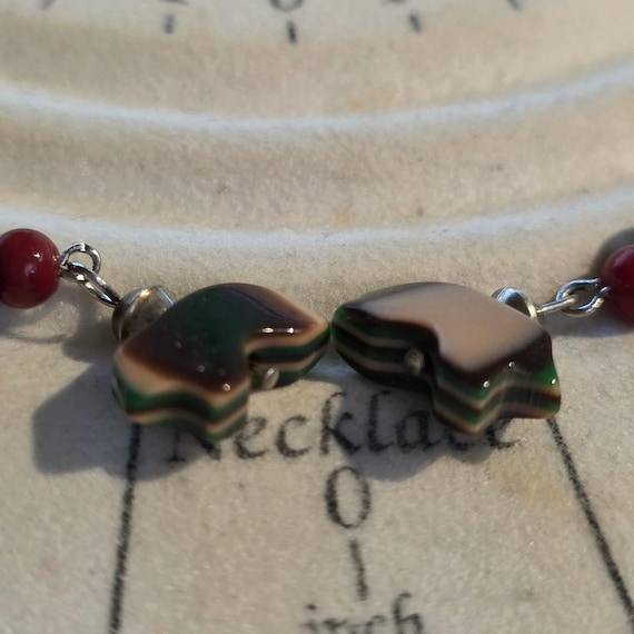 Bear Shell Red Green Beaded Drop Dangle Earrings … - image 2