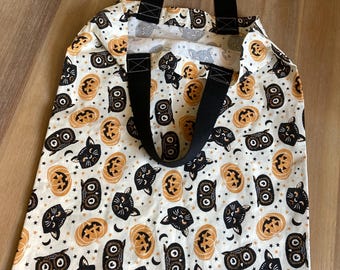 Handmade Halloween trick or treat bags Halloween tote candy bags reusable halloween candy tote bags cat and pumpkin bat treat bag candy bag