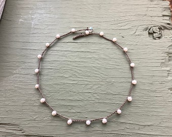 Freshwater pearl short crocheted necklace