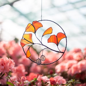 Stained glass suncatcher Gingko leaf - Botanical art, Plant Lover Gift, Florist Gift, plant decor