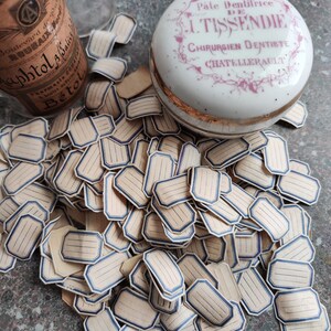 Petites étiquettes gommées vintage françaises 50