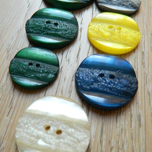 Vintage plastic knoppen, meerkleurig