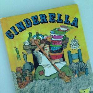 1989 Cinderella - Retold by Barbara Karlin - Illustrated by James Marshall - Children&#39;s Choice Bookclub