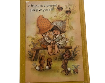 Placa de pared vintage de los años 70 y 80: "Un amigo es un regalo que te haces a ti mismo". Bonita decoración para habitación infantil. Hallmark. Springbok.