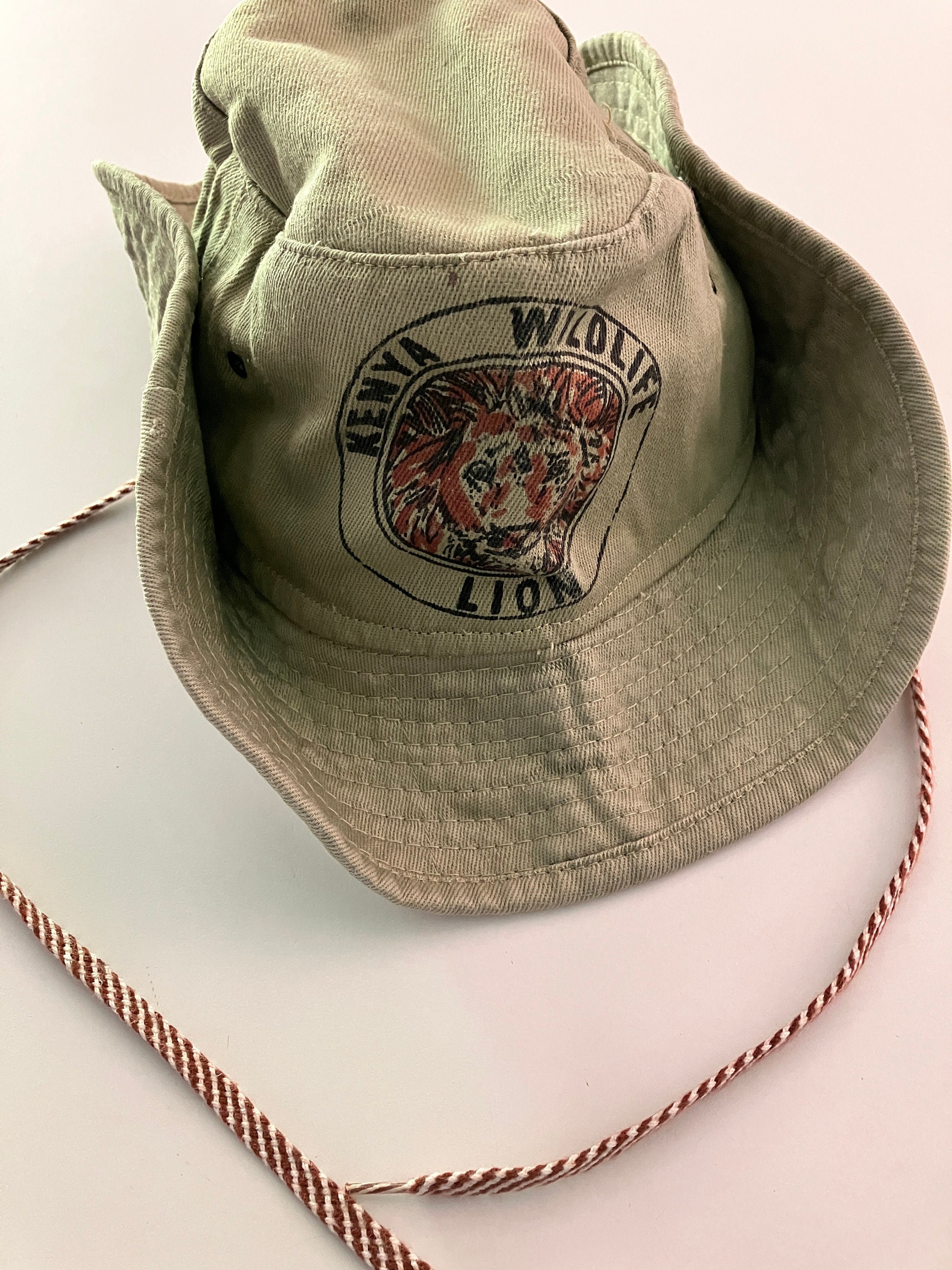 Vintage Explorer Hat -  Canada
