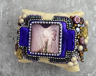 Kinga Bledsoe's Tragic Heroine Bracelet beaded by Nikia Angel
