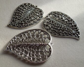 Medium Filigree Leaf Pendant - Lead Free Pewter (2)