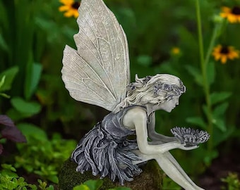 Estatua de hada encantada para jardín, figura de hada de resina con alas, decoración para jardín exterior, adorno de patio caprichoso, estatua decorativa de regalo de fantasía