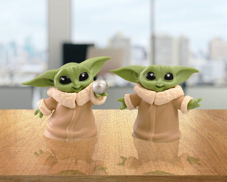 Juego de 6 figuras divertidas de Baby Yoda, figuras de Grogu, minifigura de acción de Yoda, regalo perfecto para los amantes de Baby Yoda, figura de juguete. imagen 5