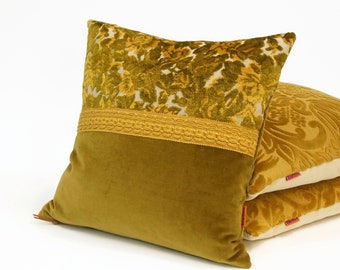 EllaOsix - Green Raised Floral Velvet Pillow Cover with Decorative Trim 45x45 cm / 18"x18"