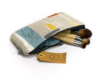1960s Vintage Fabric Zipper Pouch – Handmade Cosmetic Bag