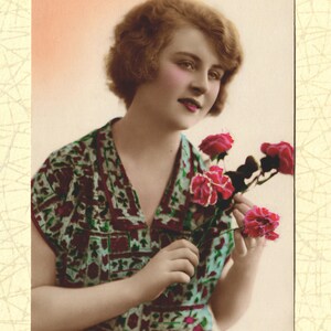Frans Vintage Portret Briefkaart Mooie dame met bloemen afbeelding 2