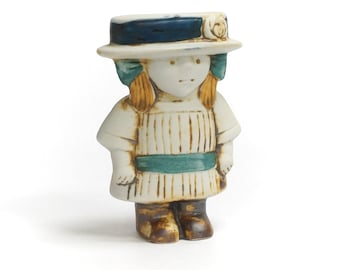 Lisa Larson "ANNA" figurine for Gustavberg Sweden