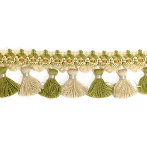 Vintage rand met kwastje – groen en crème, woondecoratie, verkocht per meter