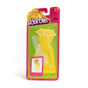 Abito Barbie vintage anni '70 1352 su carta in condizioni NRFB Mattel Best Buy Fashions