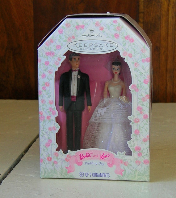 1997 Barbie WEDDING DAY NEW Hallmark Ornament Bride Lace Great Cake Topper