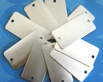 10 rectángulo de aluminio estampado etiquetas de perro en blanco agujero doble 1 "x 2"