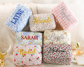 Personalized Embroidered Makeup Bag,Custom Makeup Bag,Floral Cosmetic Bag,Travel Makeup Pouch,  Women Toiletry Bag,Bridesmaid Gift,Xmas gift
