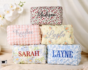 Personalized Embroidered Makeup Bag,Custom Makeup Bag,Floral Cosmetic Bag,Travel Makeup Pouch,  Women Toiletry Bag,Bridesmaid Gift,Xmas gift