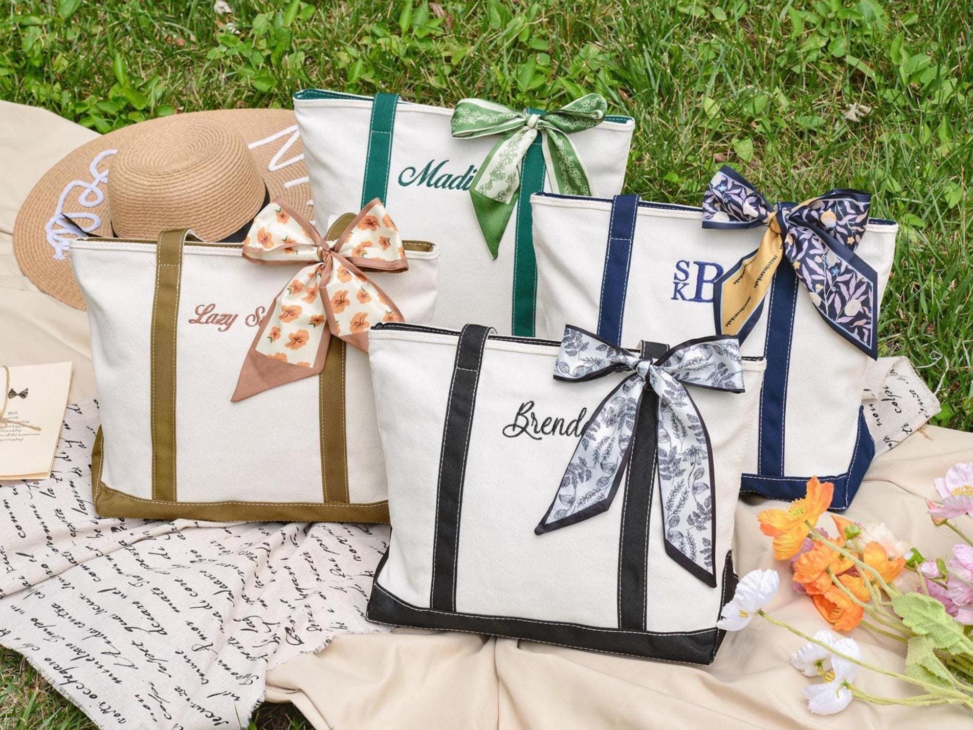 Custom Tote Bag,Bridesmaid gift Bag,Bachelorette Gift,Beach Bag,Embroidered Canvas Tote Bag,Custom Text Tote,School Bag,Custom Initial Bag