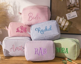 Personalized Seersucker Makeup Bag,Cosmetic Bag, Bridesmaid Gift bag,Bridal Party Gift,Bridal Shower Gift,Travel makeup Bag,Makeup Organizer