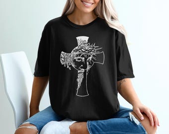 Gothic Jesus on Cross T-Shirt: Crown of Thorns Graphic Tee