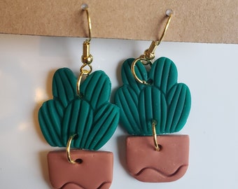 Pendientes de cactus de arcilla polimérica verde oscuro