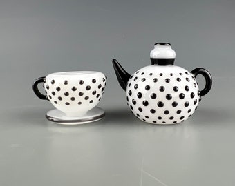 Black and White Tea Set - Hollow blown borosilicate glass beads by Beau Barrett