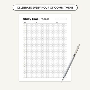 Może przedstawiać: Czarno-biały, drukowalny tracker czasu nauki z tekstem "Study Time Tracker" u g&oacute;ry. Tracker jest podzielony na dni, AM i PM. Każdy dzień ma 24 godziny, a każda godzina jest reprezentowana przez mały kwadrat.
