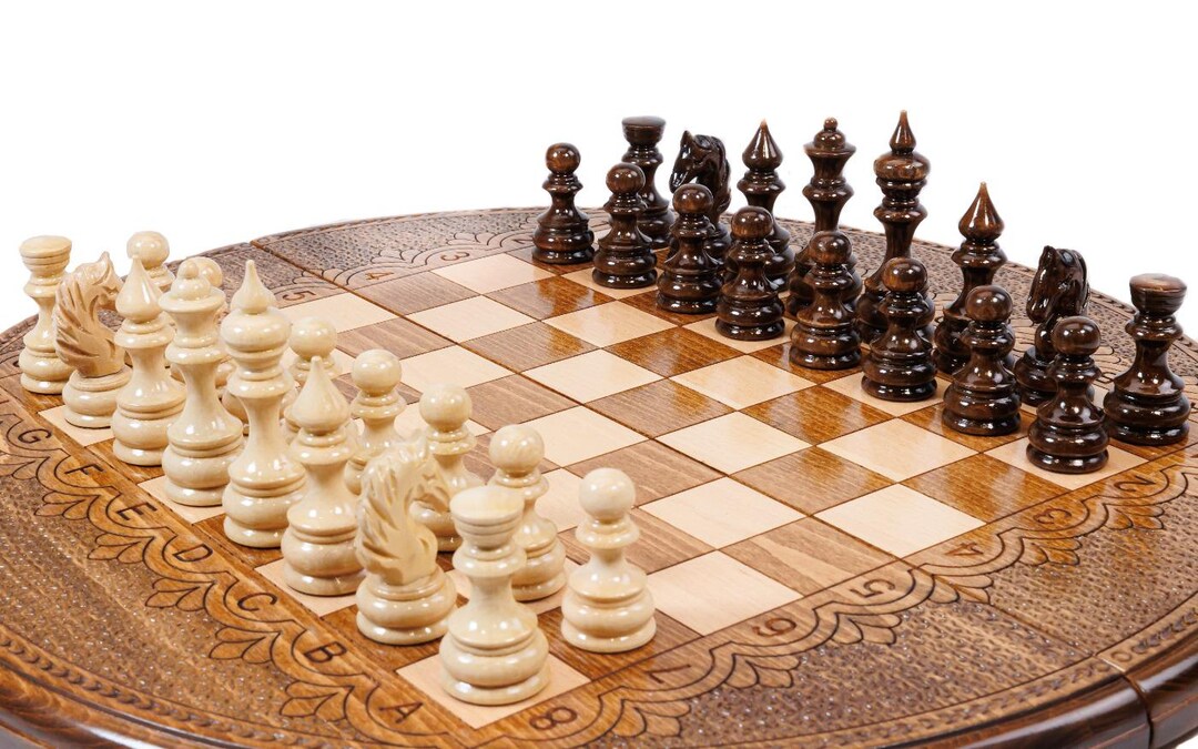 Classic Wood Circular Chess Set: HANDMADE - Etsy