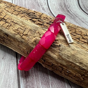Ruby Moonstone Gemstone Beaded Bracelet with Charm - love, live, laugh, believe, dream