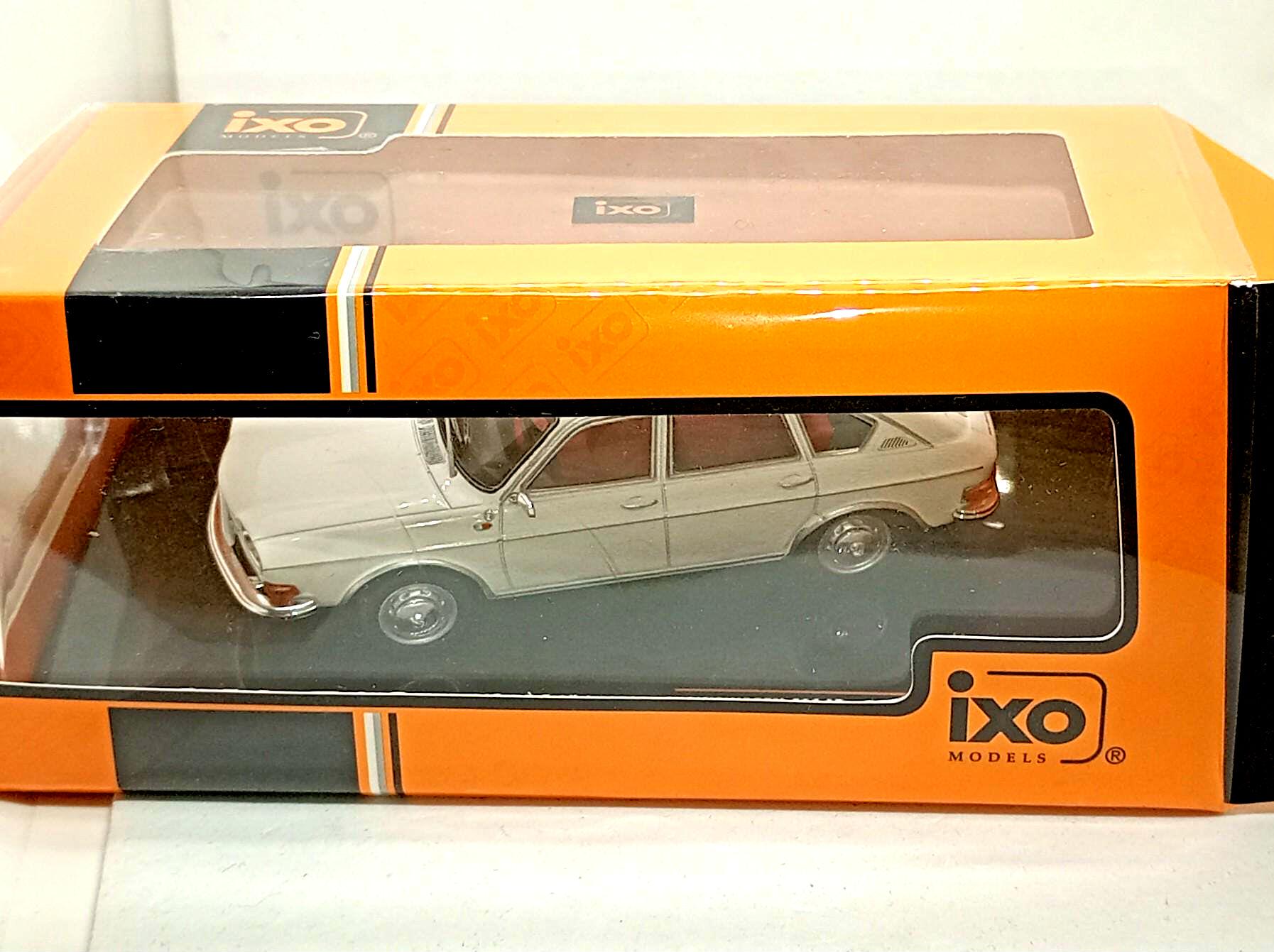Volkswagen VW 411 LE - White ( 1970 ) Modelcar by IXO Models Scale 1/43 ...