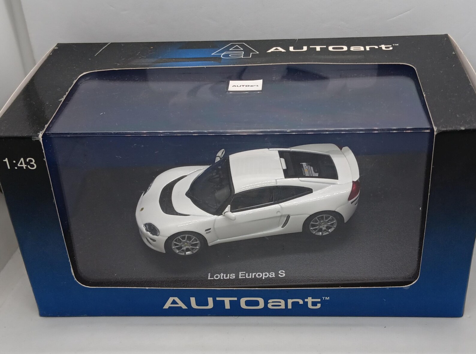 Lotus Europa S (2006-2010) noire 1/43 AUTOart