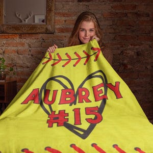 Personalized Softball Blanket for Girls, Custom Softball Throw, Sports Blanket, Softball Lover Gift, Girl&#39;s Softball Blanket