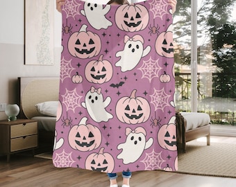 Pink Halloween Ghost Blanket, Pink Ghost Throw Blanket, Cute Pumpkin Blanket, Girly Halloween Decor, Pastel Spooky Blanket, Halloween Throw