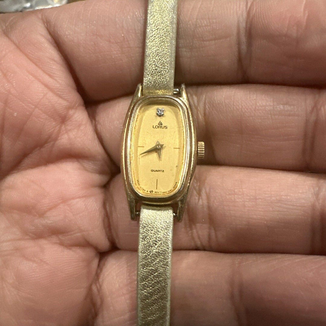 Working Vintage Dainty Gold Lorus Womens Watch Rectangle  display picture 1