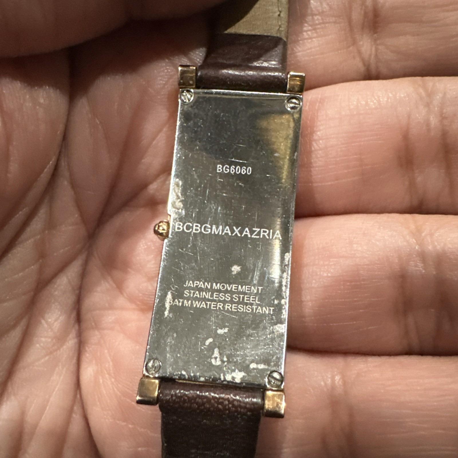 Vintage BCBG MAXAZRIA Dainty Rectangle Gold Tone Womens Watch BG6060 Untested‎ Vintage BCBG MAXAZRIA Dainty Rectangle Gold Tone Womens  main image 2