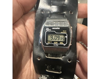 Working Vintage Nelsonic Quartz Watch Men Silver Alarm LCD Digital 34mm All Work