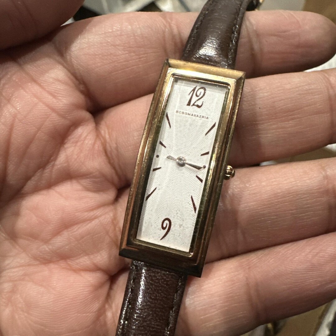 Vintage BCBG MAXAZRIA Dainty Rectangle Gold Tone Womens Watch BG6060 Untested‎ Vintage BCBG MAXAZRIA Dainty Rectangle Gold Tone Womens  main image 3