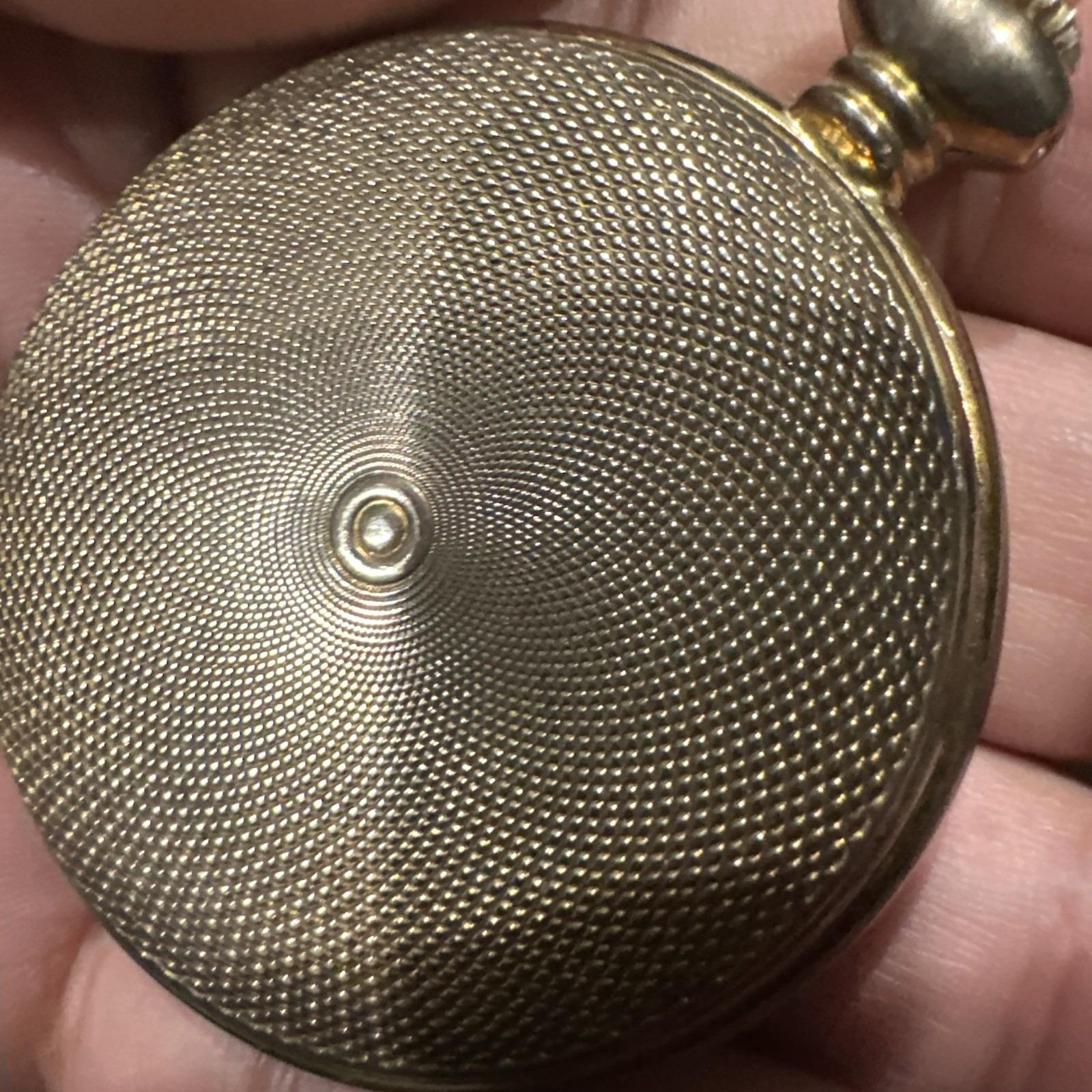 Vintage Summit Geneve Swiss Quartz Pocket Watch Gold Tone  display picture 1