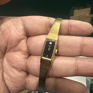 Pulsar V220 Womens Watch - Etsy display picture 3