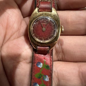 WORKING* Timex Rare Vintage Watch Red & Gold Dial Mechanical Watch With Red Band
