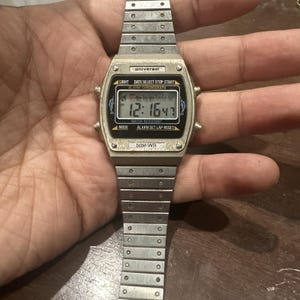 Working Universal Vintage Digital Mens Watch Alarm Chronograph Steel Band 35mm