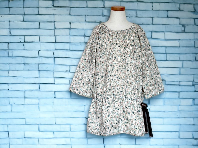 PDF Sewing Pattern Smock dress for 3 sizes between 1y and 5y Baby and kids image 1