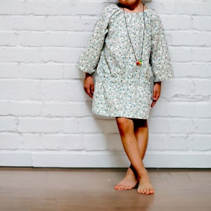 PDF Sewing Pattern Smock dress for 3 sizes between 1y and 5y Baby and kids image 4