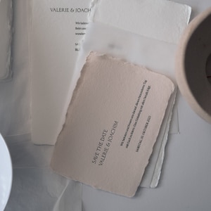 Save-the-Date-kaart nr. 04 Artisan — Gepersonaliseerde diepdruk op handgeschept papier
