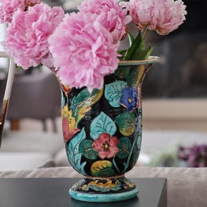 Gran jarrón francés de cerámica esmaltada, estilo barroco, tulipán, decoración floral, objeto decorativo, jarrón firmado, regalo vintage