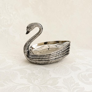 Service de table cygne en métal argenté, 4 coupelles, élégance vintage, fabrication française, cendriers de table, coupes apéritives, cadeau